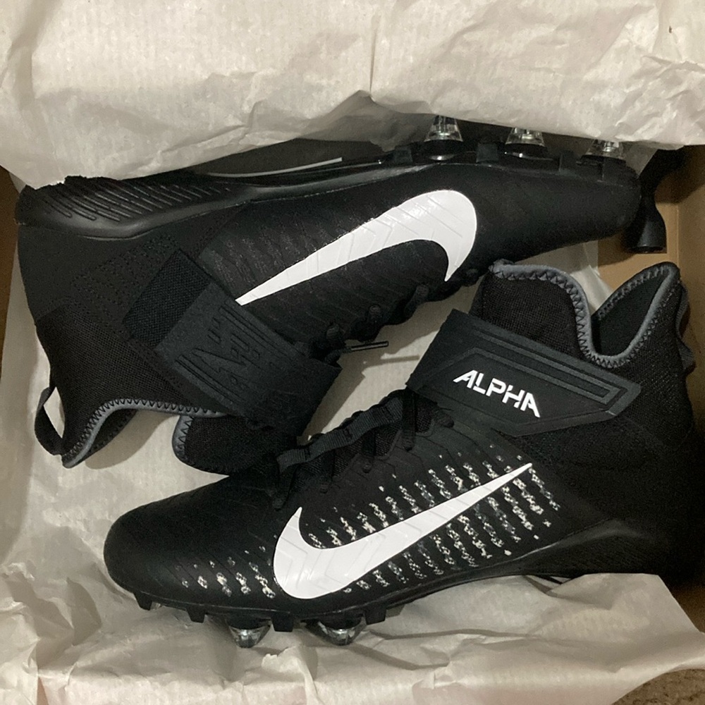 Nike Alpha Menace Pro Football Cleats Size 12